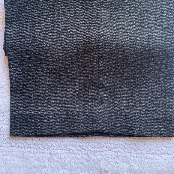 Style & Co. Gray slacks with white undertones perfect for work no lining. - Picture 2 of 5